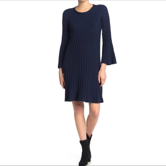 Max Studio Dresses & Skirts - Max Studio Blue Ribbed Long Bell Sleeve Dress L